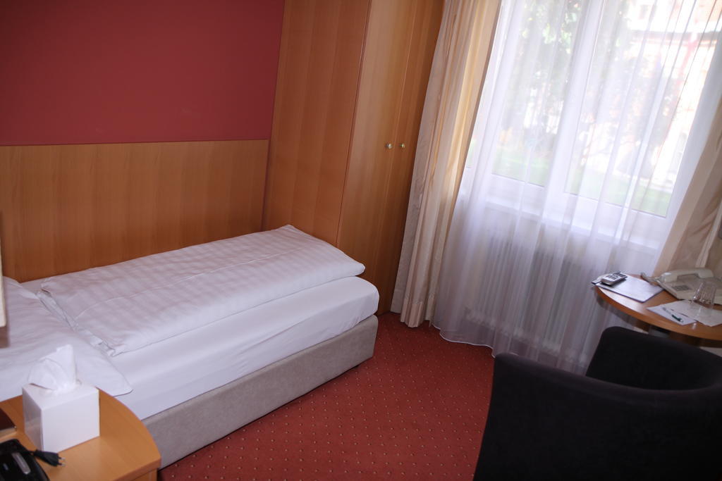 Seminarhotel Springer Schloessl Vienna Bilik gambar